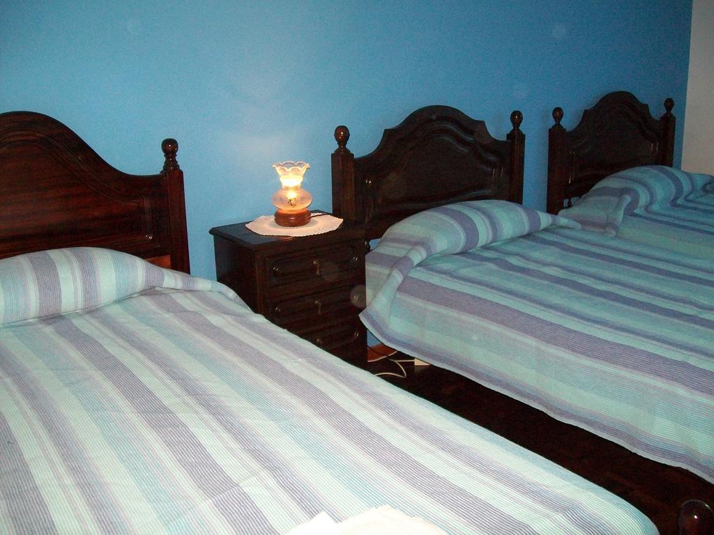 Pacheco'S Guesthouse ลากอส ภายนอก รูปภาพ